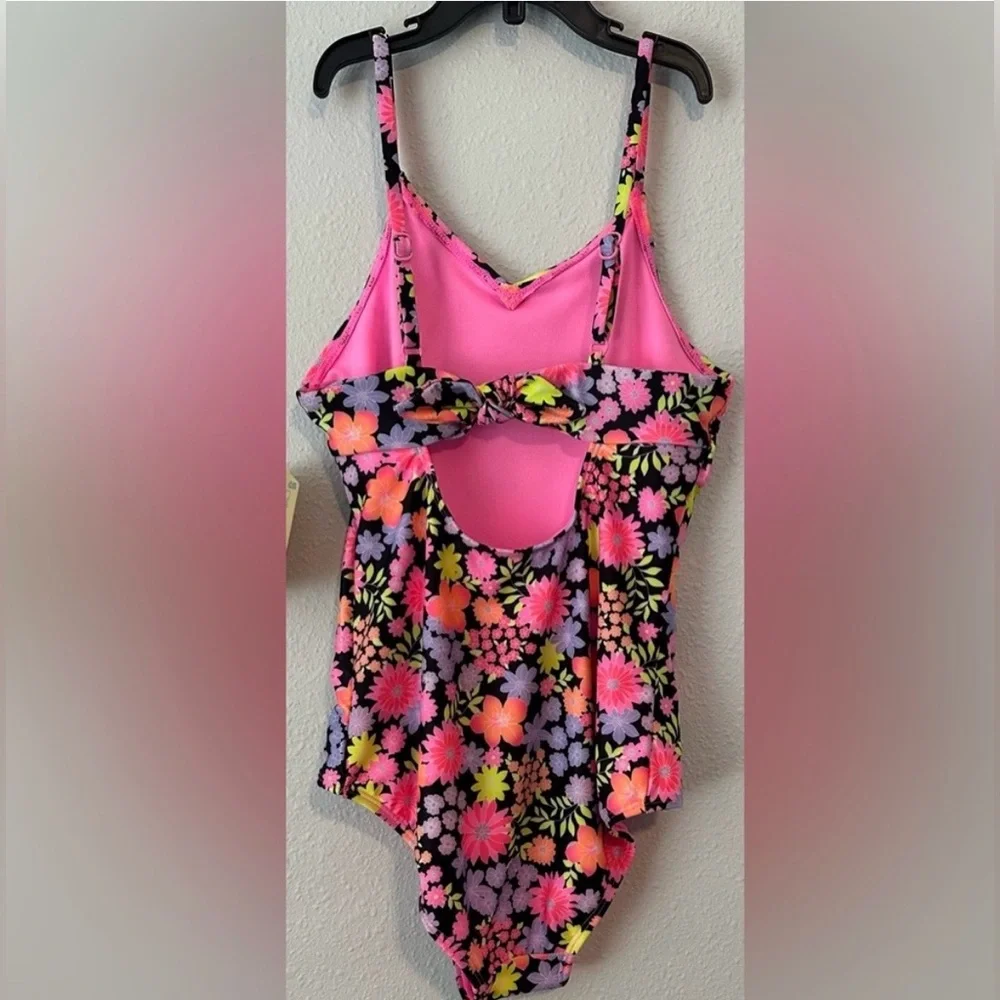 Thereabouts Girls Sweet Daisy One Piece Swimsuit NWT Size XL 16